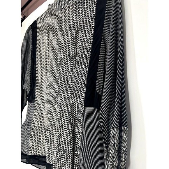 Reiss Black and White Blouse - Picture 7 of 8